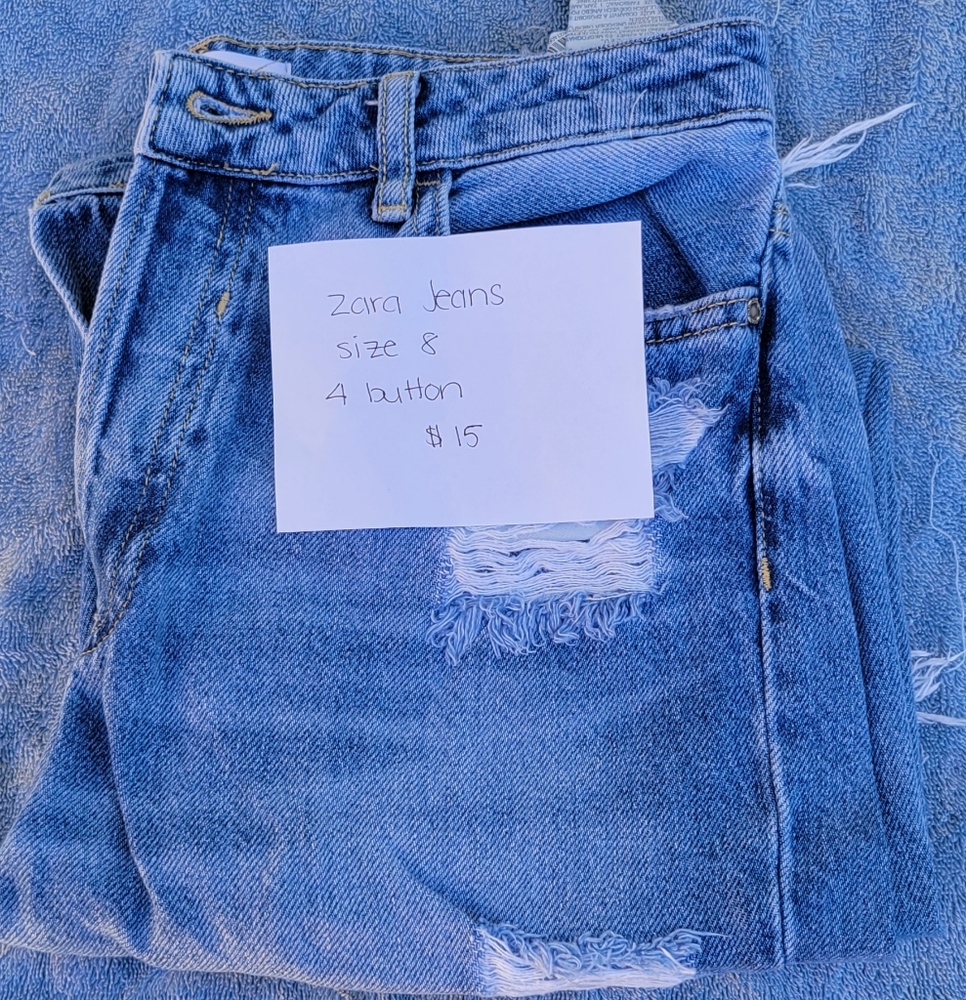 Zara 4 button jeans size‎ 8